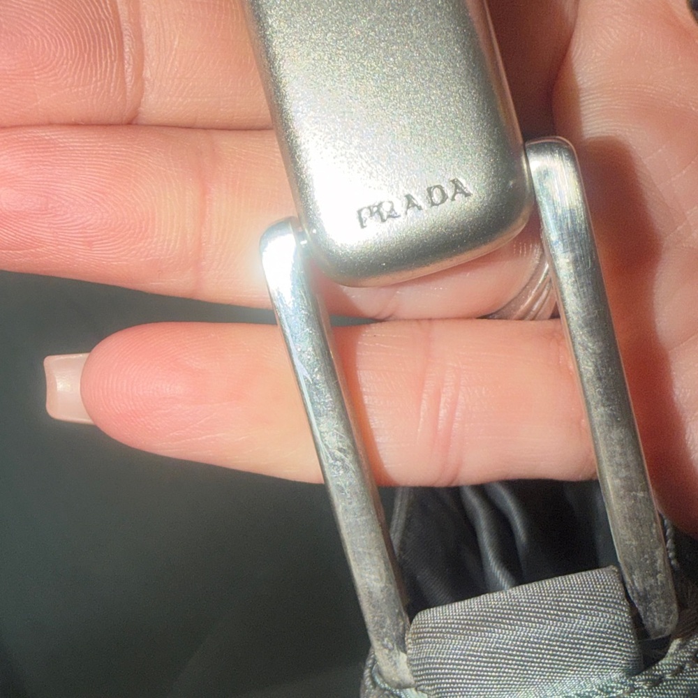 💯💯Authentic Prada Tessuto Nylon Shoulder Bag with Silver Handle - Picture 3 of 13